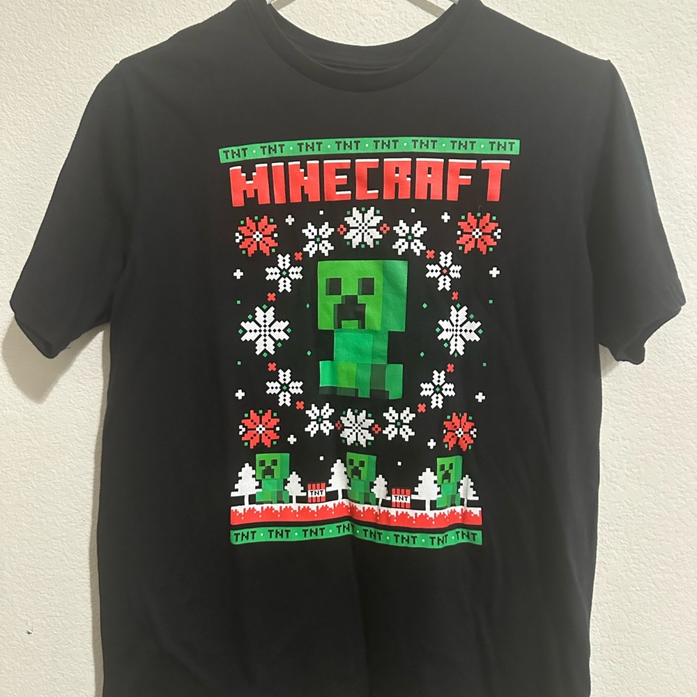 Minecraft Creeper Christmas Graphic T-Shirt